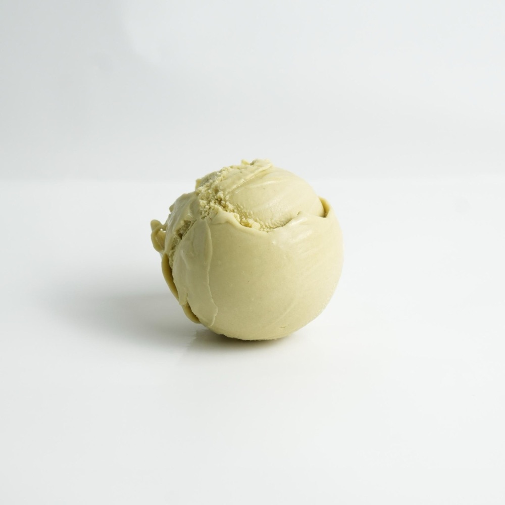 Grand Pistachio gelato scoop